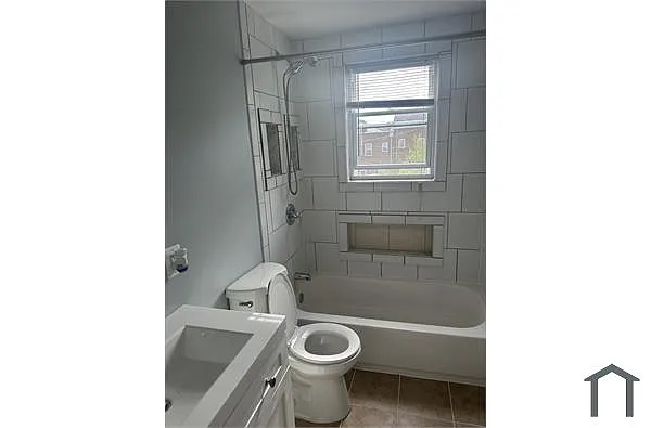 Building Photo - 2736 Bookert Dr #2