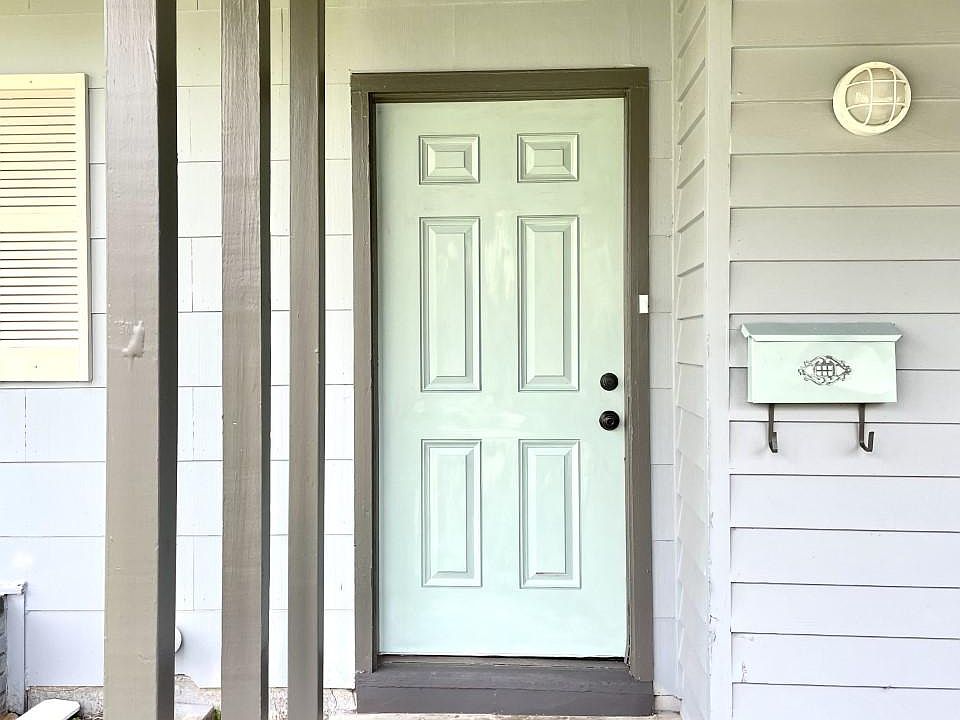 1st image of 342 Brettonwood Dr