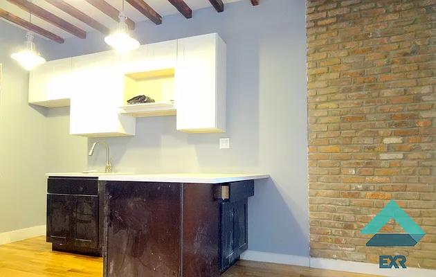 Rented by EXR | media 13