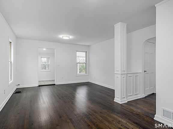 4th image of 129 Old Ansonia Road