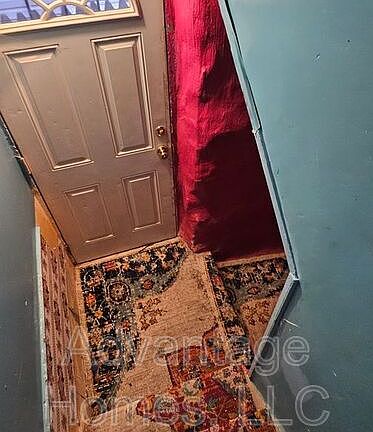 2nd image of 3222 Charlotte St