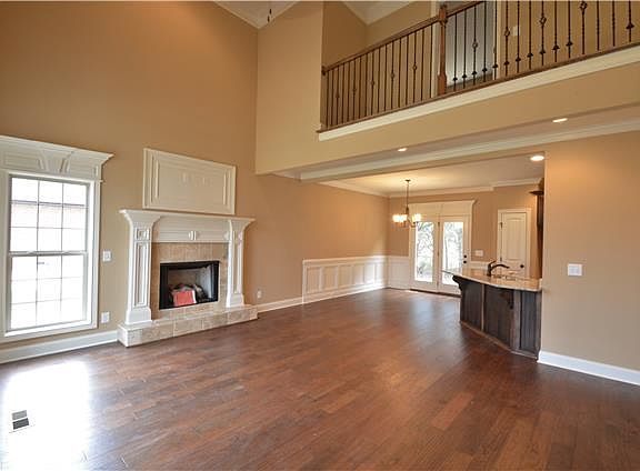 2nd image of 813 Manner Lane 7 7 Lot C