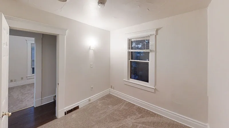 1 bed, 1.0 bath, 72 sqft, $800 — Photo 2