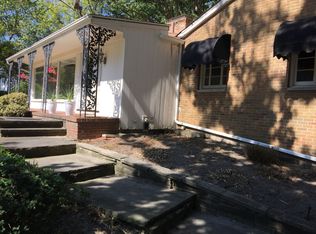 6402 W Ridgewood Dr, Parma, OH 44129