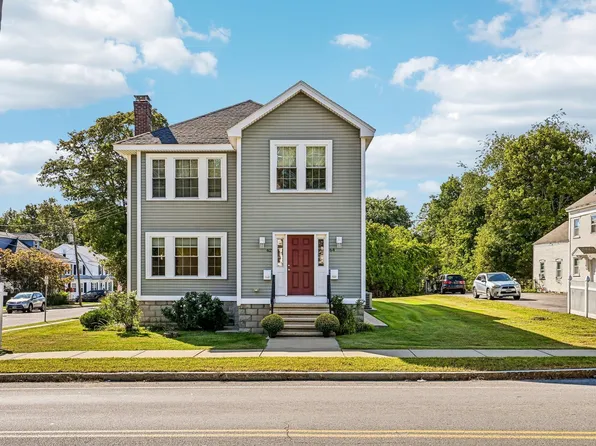 62-64 Hampshire St, Methuen, MA 01844