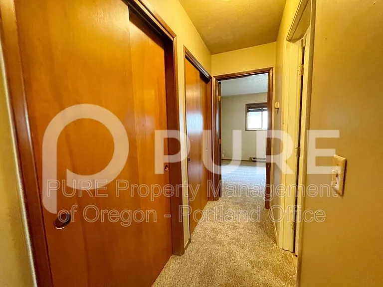 1135 SE 27th Ave — Photo 11