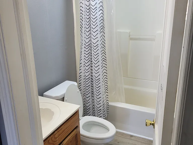 606 W Worley St — Photo 12