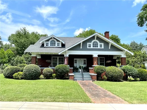 502 Chestnut St, Abbeville, SC 29620