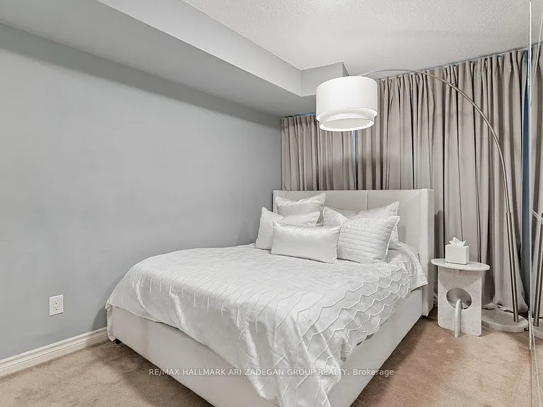 19 Grand Trunk Cres #3108 — Photo 12