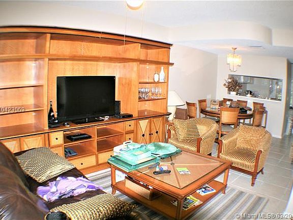 3rd image of 16672 Hemingway Dr #0