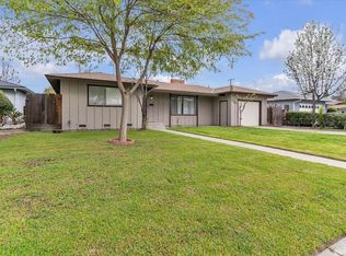 702 I St, Parlier, CA 93648