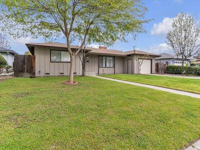 702 I St, Parlier, CA, 93648