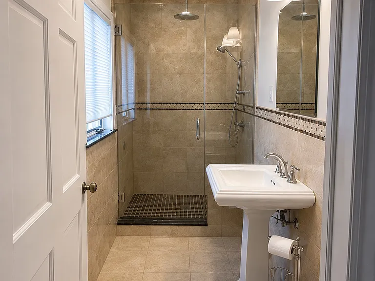 Full walk-in bathroom in master bathroom with modern style