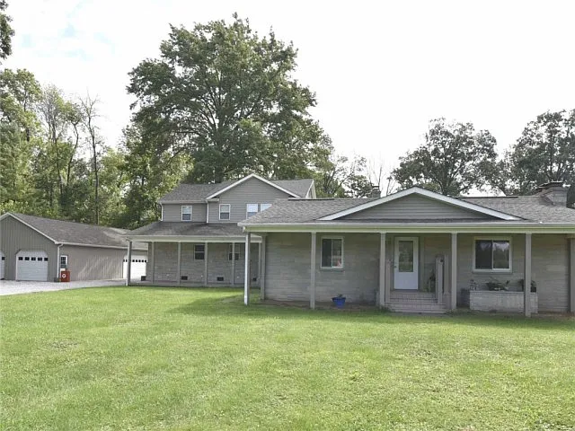 6949 Hickory Rd photo 1