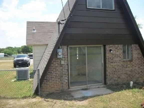 2nd image of 112 Cindy Ln
