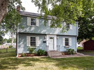 13 Courtland St, Manchester, CT 06040