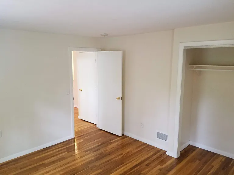 25 Bellevue Rd — Photo 5