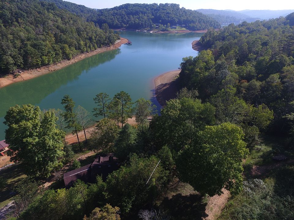 1st image of 395 Water Edge Ln