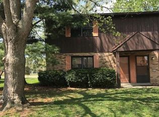 923 Belle Valley Dr, Belleville, IL 62220