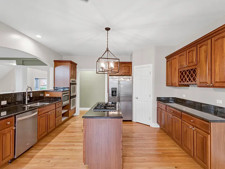 3N812 John Greenleaf Whittier Pl — Photo 28