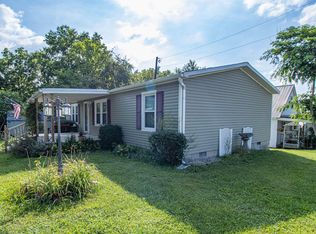 132 Leer St, Paris, KY 40361
