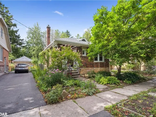 21 James St W, Guelph, ON N1G 1E3