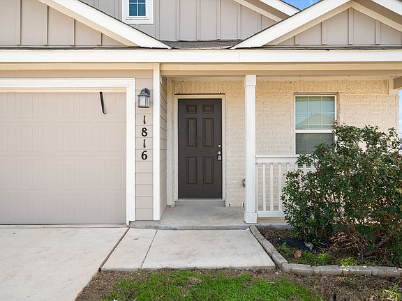 2nd image of 1816 Heather Glen Dr
