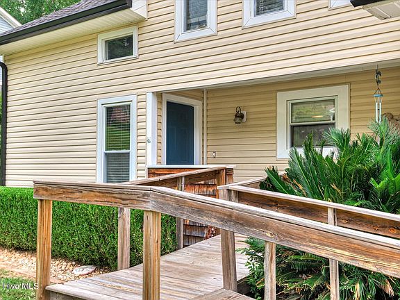 4th image of 519 Fairfield Way