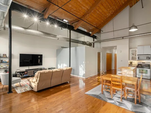 160 Fremont St Unit 241, Worcester, MA 01603