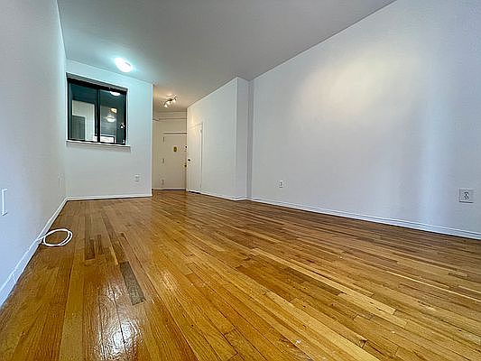 2nd image of 312 W 133rd St #1B