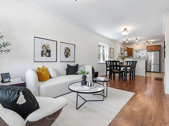 4th image of 36 Firstbrooke Rd