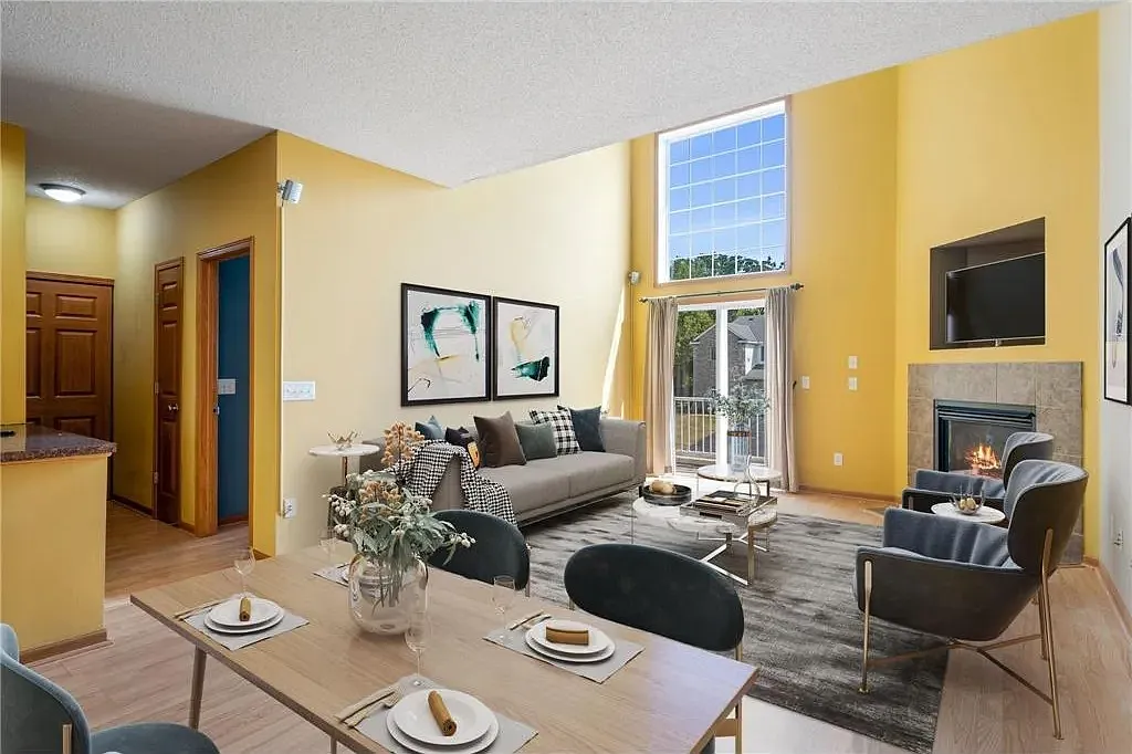 2 bed, 1605 sqft, $2,219 — Photo 1