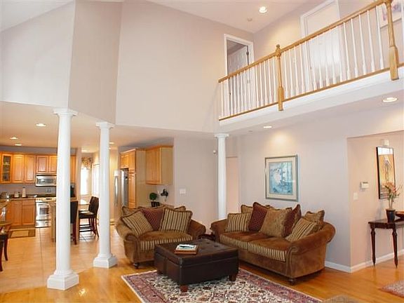 4th image of 145 Weyland Cir