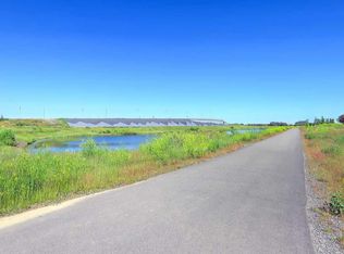 550 Belmont St SW #3303, Calgary, AB T2X4N2