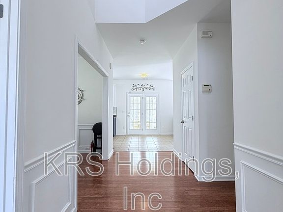3rd image of 9308 Doss Ct