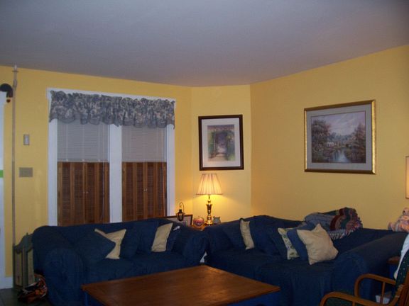 2nd image of 1211 Stirling St