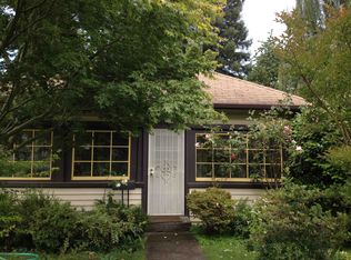 7343 17th Ave NE, Seattle, WA 98115