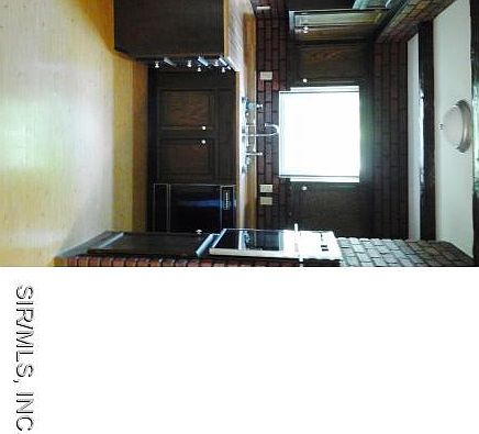 4th image of 2304 Dwight Ave