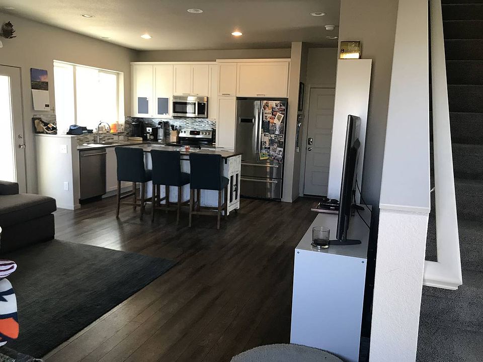 2nd image of 4681 Quandary Peak St