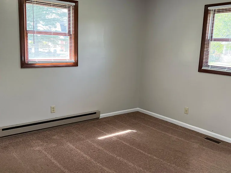 5541 N 300 E — Photo 8