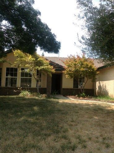1st image of 843 N Manzanita St