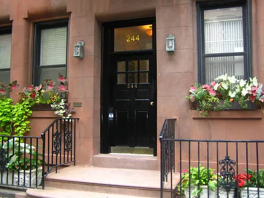 Sold by Town Residential | media 13