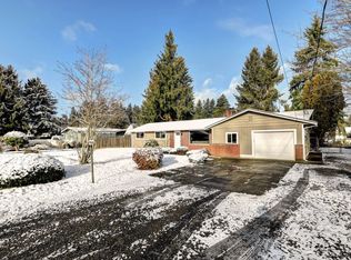 7117 106th St E, Puyallup, WA 98373