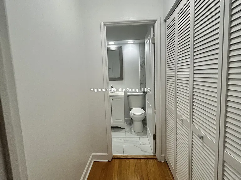 6830 N Sheridan Rd #663 — Photo 5