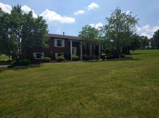 114 Cobham Ln, Cabot, PA 16023