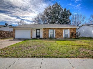 523 Southlake Dr, Forney, TX 75126