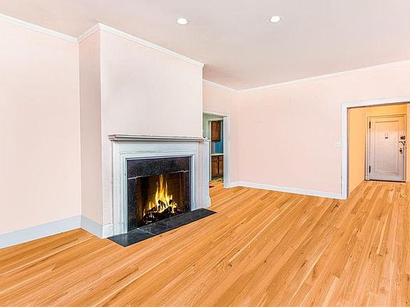 3rd image of 2 Park Ln APT 1C