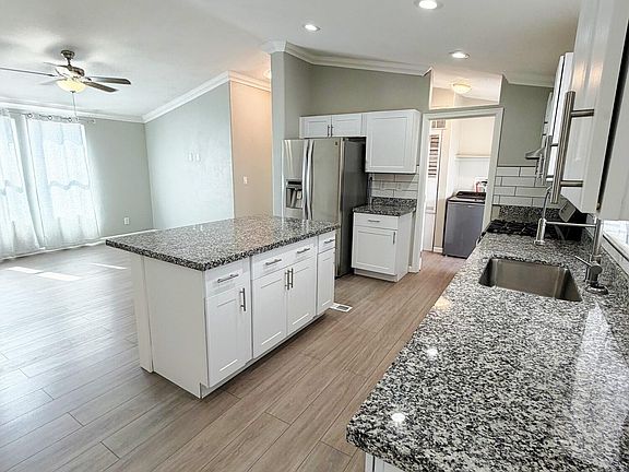 5th image of 400 W Baseline Road #313