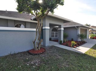 26 Emerson Dr NW, Palm Bay, FL 32907