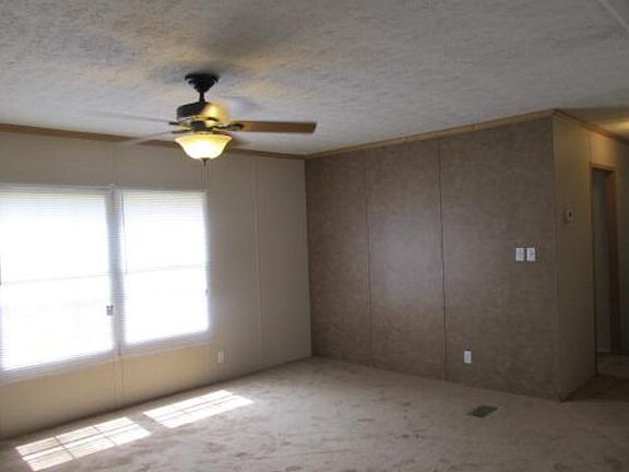 2nd image of 247 Hawthorne Ln